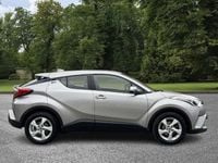 Second-hand Toyota C-HR 116 CP (85 kW) 2018 Argintiu SUV