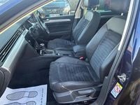 Used VW Passat GT 150 HP (110 kW) 2019 Blue Estate