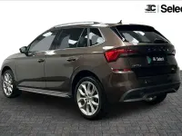 Usado Skoda Kamiq SE L 108 HP (79 kW) 2021 Castanho SUV