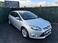 Used Ford Focus Zetec 115 HP (84 kW) 2013 Silver Hatchback