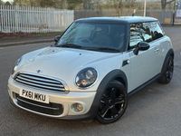 Used Mini Cooper D Hatch 112 HP (82 kW) 2011 Silver Hatchback