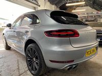 Used Porsche Macan 258 HP (189 kW) 2016 Silver SUV
