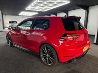 Used VW Golf VII R 310 HP (228 kW) 2017 Red Hatchback