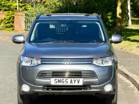 Begagnad Mitsubishi Outlander P-HEV 2015 Grå SUV