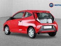 Usado Toyota Aygo 72 HP (52 kW) 2018 Vermelho Citadino