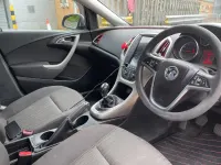 Used Vauxhall Astra 2011 Silver Hatchback