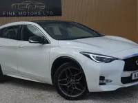 Used Infiniti Q30 Sport Tech 109 HP (80 kW) 2016 White Hatchback