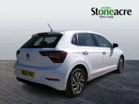 Used VW Polo Life 95 HP (69 kW) 2024 White Hatchback