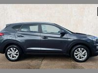 Usado Hyundai Tucson SE 136 HP (100 kW) 2021 Cinzento SUV