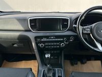 Used Kia Sportage 130 HP (95 kW) 2019 Red SUV