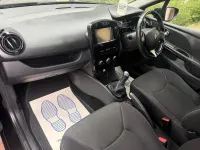 Used Renault Clio Dynamique 75 HP (55 kW) 2016 Black Hatchback