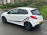 Used Mazda 2 2011 White Hatchback