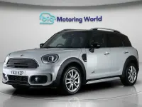 Usado Mini Cooper D Countryman Sport 148 CV (108 kW) 2021 Plateado SUV