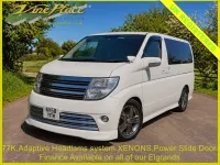 Używany Nissan Elgrand S 250 KM (183 kW) 2008 Biały Minivan