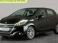 Used Peugeot 208 Signature Sky 82 HP (60 kW) 2019 Hatchback