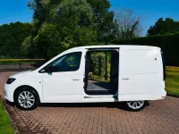 Used VW Caddy Maxi Pro 122 HP (89 kW) 2023 White MPV
