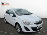 Used Vauxhall Corsa Active 85 HP (62 kW) 2012 White Hatchback