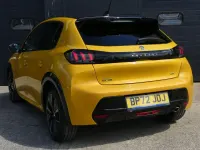 Used Peugeot 208 GT 100 HP (73 kW) 2022 Yellow Hatchback