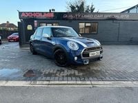 Używany Mini Cooper S Hatch 170 KM (125 kW) 2014 Niebieski Hatchback