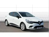 Used Renault Clio Play 73 HP (53 kW) 2017 White Hatchback