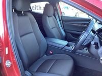 Begagnad Mazda 3 Exclusive-Line 2023 Röd Halvkombi