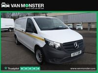 Begagnad Mercedes Vito Progressive 2022 Vit Van