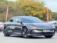 Używany MG IM5 216 kW (295 KM) 2025 Szary Hatchback