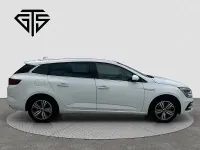 Used Renault Megane E-Tech Iconic 2022 Glacier white Estate