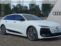 Used Audi A6 e-tron Black Edition 339 kW (462 HP) 2025 White Estate