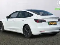 Used Tesla Model 3 Long Range AWD 258 kW (351 HP) 2022 White Sedan