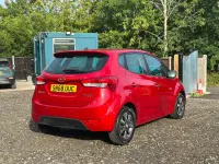 Used Hyundai i20 SE 90 HP (66 kW) 2018 Red MPV