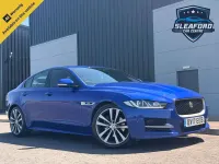 Used Jaguar XE R-Sport 180 HP (132 kW) 2017 Blue Sedan