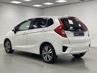 Begagnad Honda Jazz EX 102 HK (75 kW) 2016 Vit Halvkombi