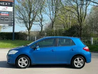 Used Toyota Auris 2010 Blue Hatchback