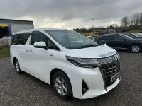Used Toyota Alphard 190 HP (139 kW) 2025 White MPV