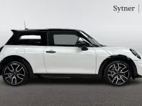 Used Mini Cooper S Hatch 201 HP (147 kW) 2025 White Hatchback
