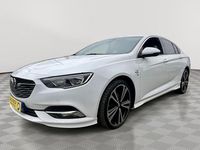 Used Vauxhall Insignia Sport 170 HP (125 kW) 2018 White Hatchback