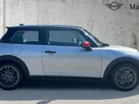 Usado Mini Cooper S Hatch 201 HP (147 kW) 2026 Prateado Citadino