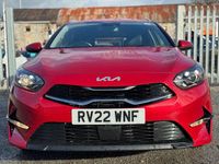 Używany Kia Ceed 2022 Czerwony Hatchback