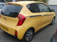 Used Kia Picanto 65 HP (47 kW) 2017 Yellow Hatchback