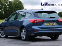 Used Ford Focus Zetec 120 HP (88 kW) 2021 Blue Estate