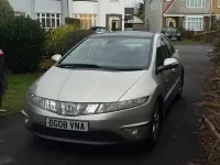Begagnad Honda Civic ES 138 HK (101 kW) 2008 Silver Halvkombi
