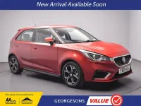 Käytetty MG MG3 Exclusive 106 HP (77 kW) 2021 Punainen Viistoperä