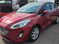 Used Ford Fiesta Zetec 83 HP (61 kW) 2018 Red Hatchback