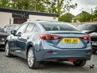 Begagnad Mazda 3 Inclusive 2015 Blå Sedan
