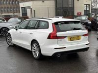 Used Volvo V60 Momentum 161 HP (118 kW) 2022 Estate