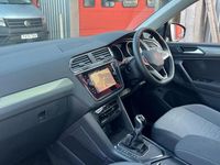 Used VW Tiguan Life 150 HP (110 kW) 2022 Dolphin grey SUV