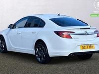 Used Vauxhall Insignia SRi 136 HP (100 kW) 2016 White Hatchback