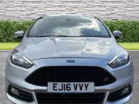 Używany Ford Focus ST 250 KM (183 kW) 2016 Srebrny Hatchback