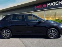 Begagnad VW Polo S 2023 Svart Halvkombi
